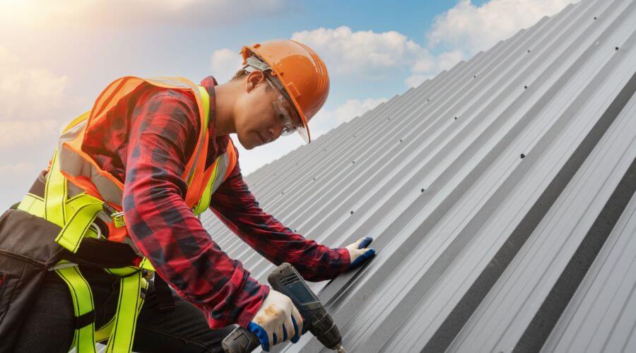 Professional gutter cleaning in Jay, ME